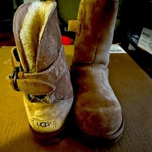 Ugg, size 8